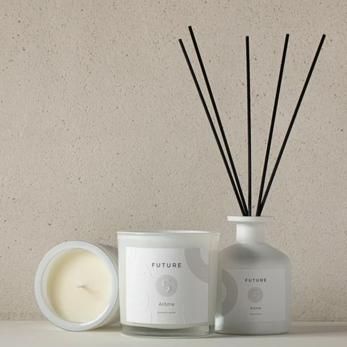 Future Arom Candle - Sara Lorentsen Skin Expert