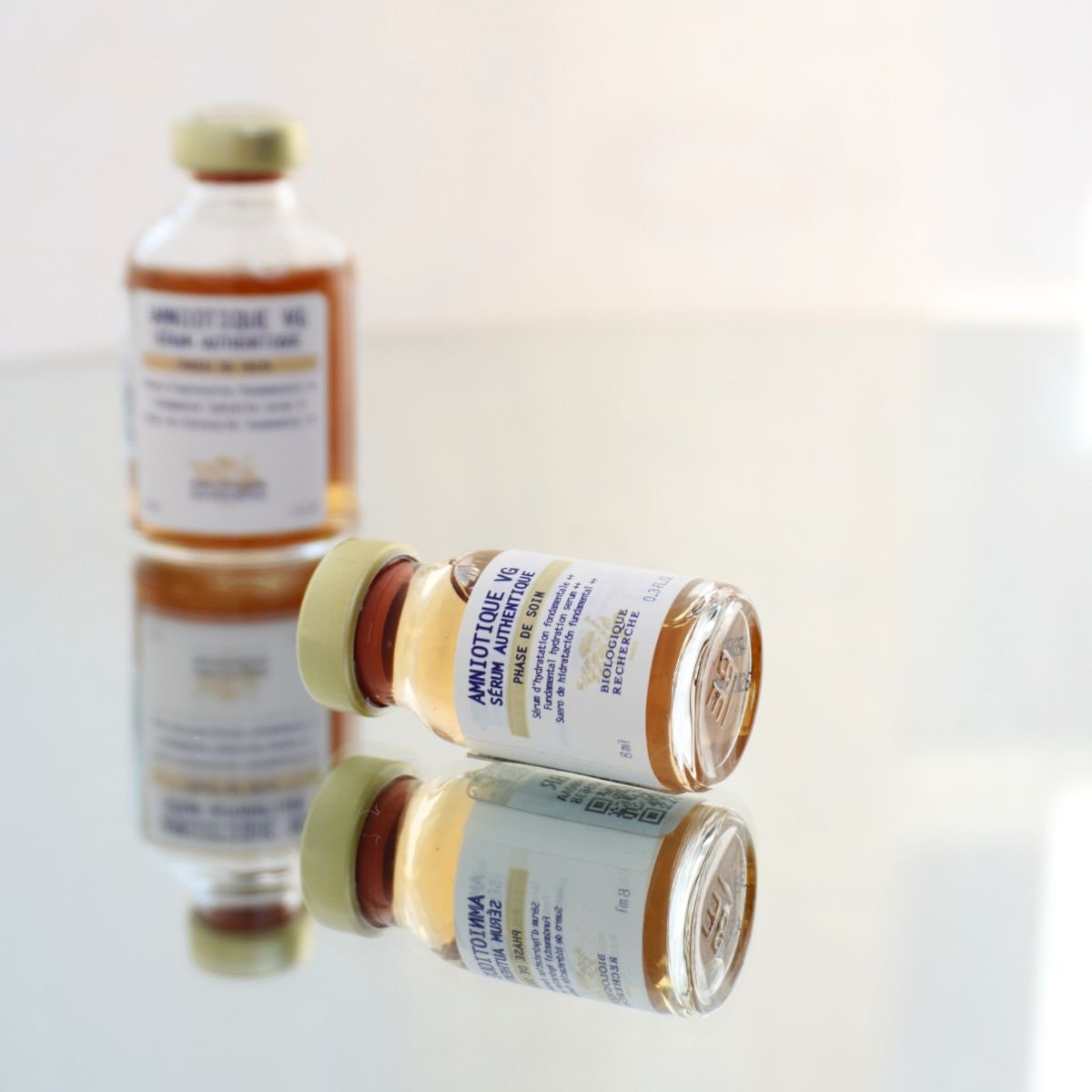 Beroligende fugtpleje med Serum Amniotique VG – Perfekt til sensitiv hud i ubalance | obsido studio