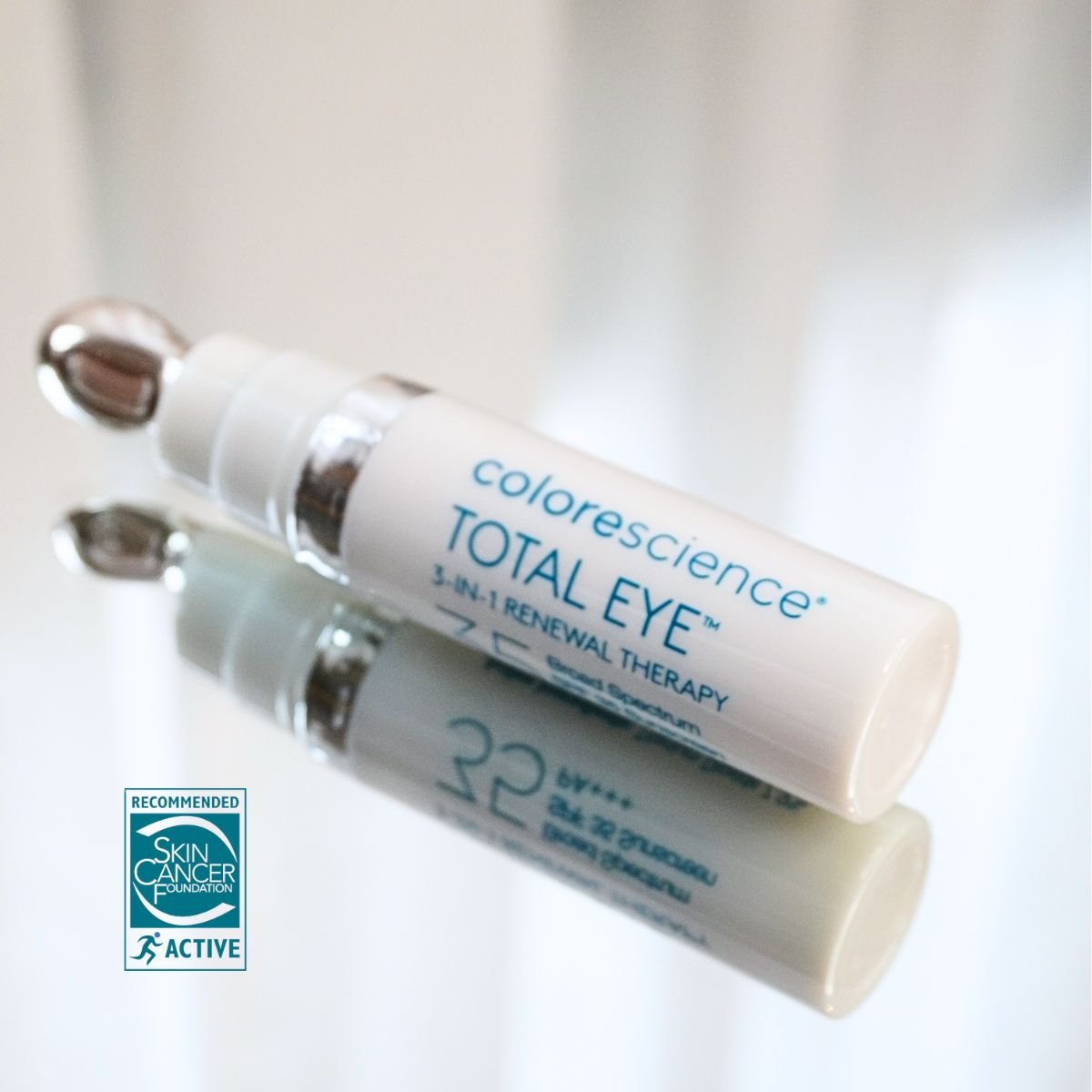 Total Eye® 3 - In - 1 Renewal Therapy SPF 35 - award winner eye cream / concealer - Sara Lorentsen Skin Expert